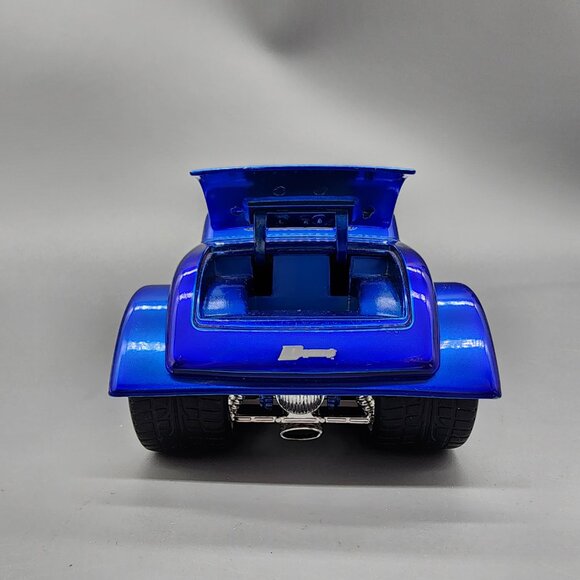 Jada 1934 Ford Diecast Model Car 1:24 Blue Custom Hot Rod Collectible - Picture 4 of 14